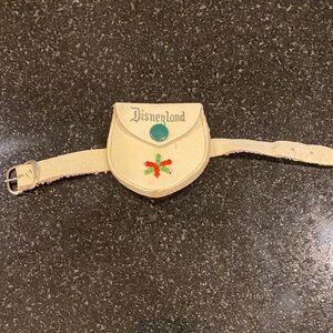 Vintage 1960’s Disneyland Cream Beaded Pouch